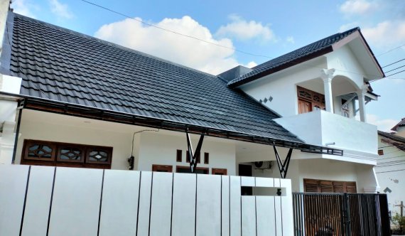 RENOVASI RUMAH TINGGAL JOYOGRAND